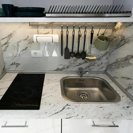 East & West Appartement Belgrado