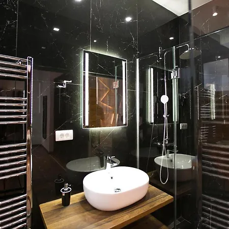 East & West Appartement